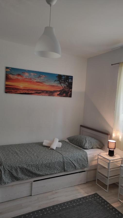 Villa Kuca Za Odmor Bebic, Kremena à Klek Extérieur photo