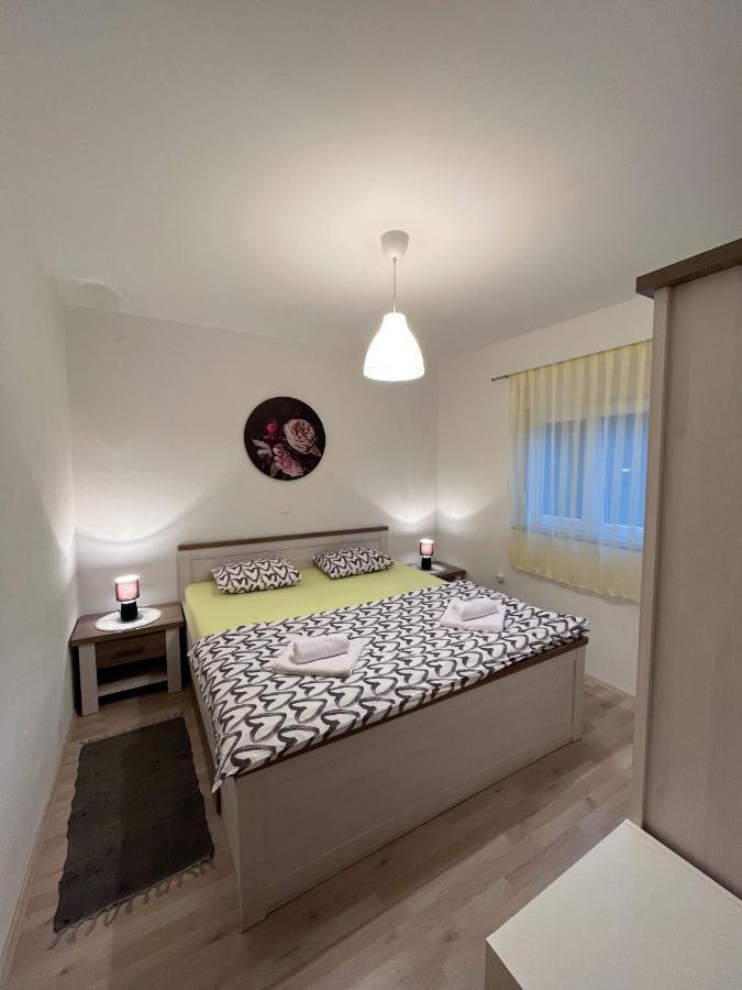 Villa Kuca Za Odmor Bebic, Kremena à Klek Extérieur photo